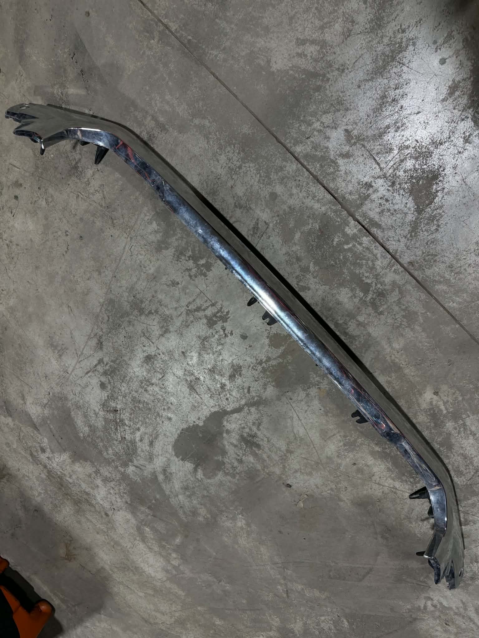 lowermolding